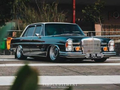 Mercedes Benz W108 modified bagriders’ ‘classic reappearance’ ‘