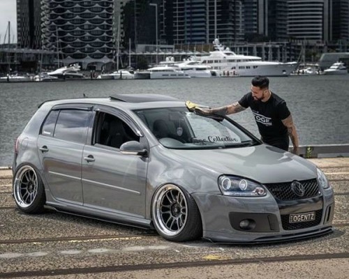 Classic taste Volkswagen Golf MK5 bagriders Love slowly