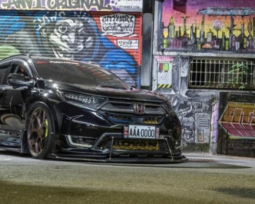 Sticking to the ground, Honda CRV bagriders are the most handsome in the world