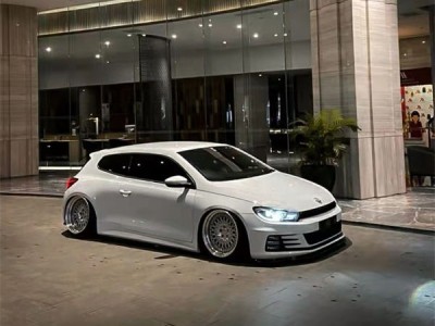 Pearl white Volkswagen Scirocco bagriders trendy low lying wind