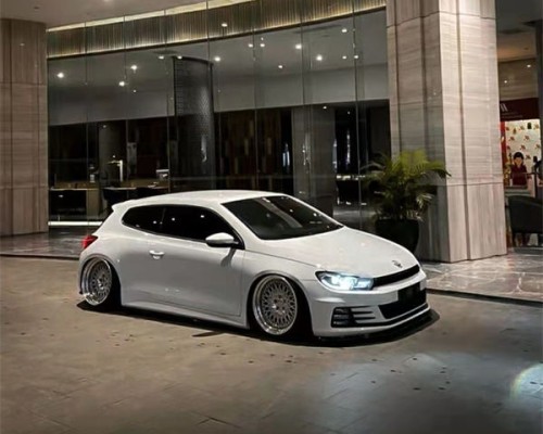 Pearl white Volkswagen Scirocco bagriders trendy low lying wind