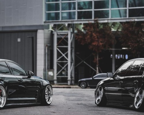 Push boundaries and define your own car! The Lexus LS 430 with the Bagriders Retrofit Kit gives you a unique retrofit